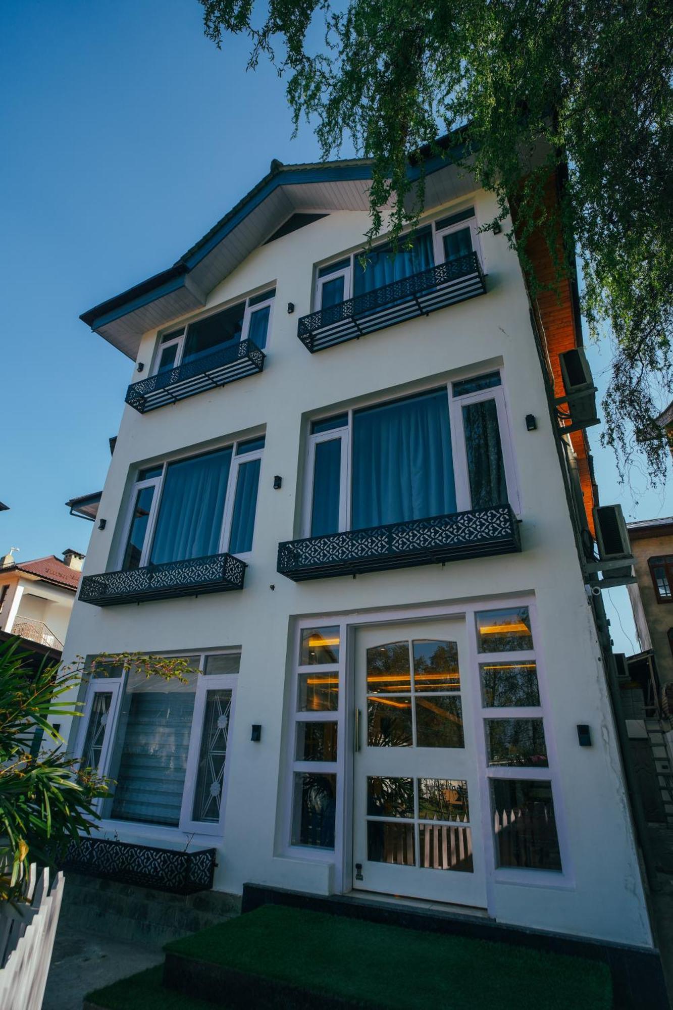 Srīnagar De Elaaf The Luxury Stay מראה חיצוני תמונה