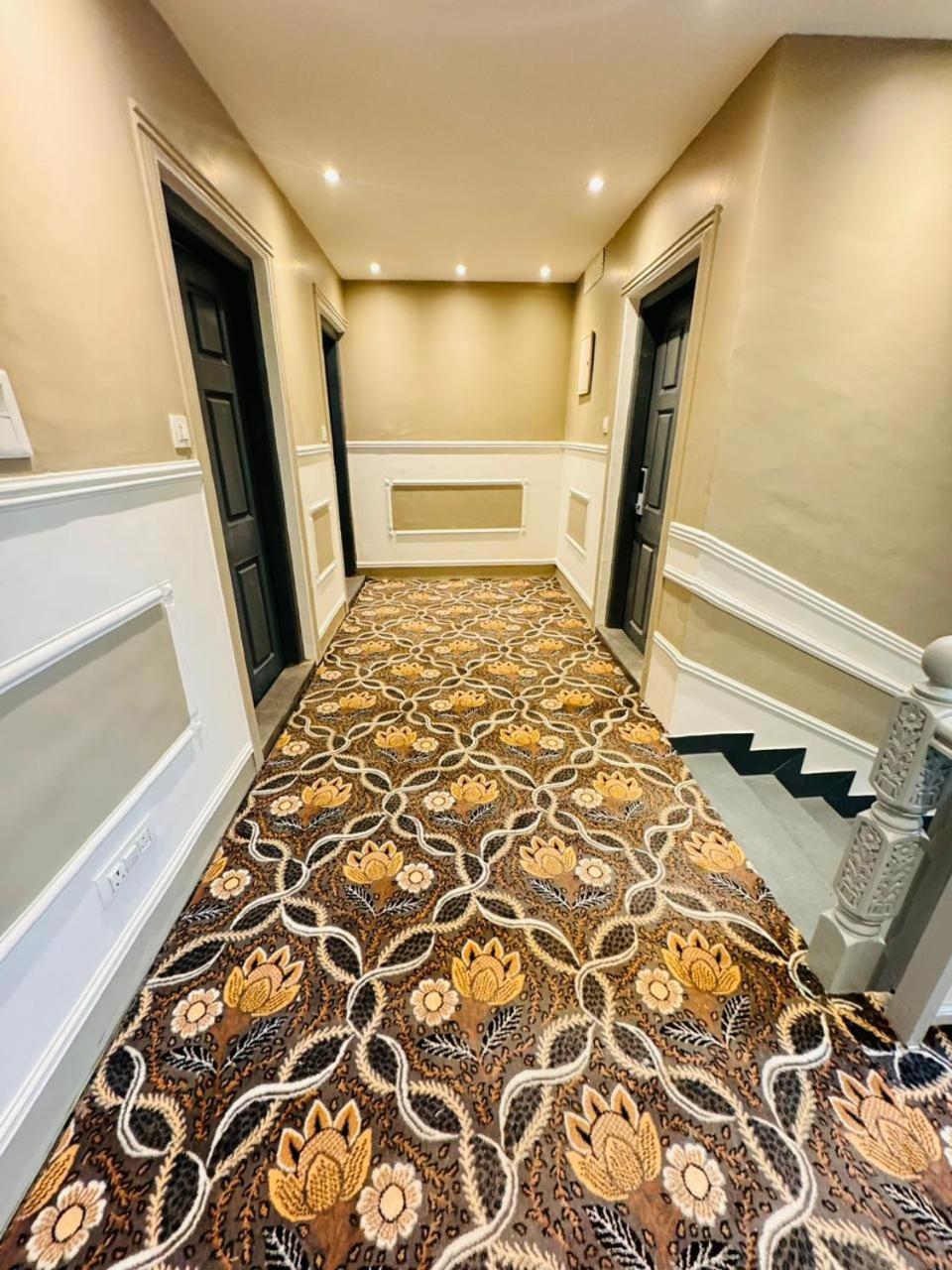 Srīnagar De Elaaf The Luxury Stay מראה חיצוני תמונה