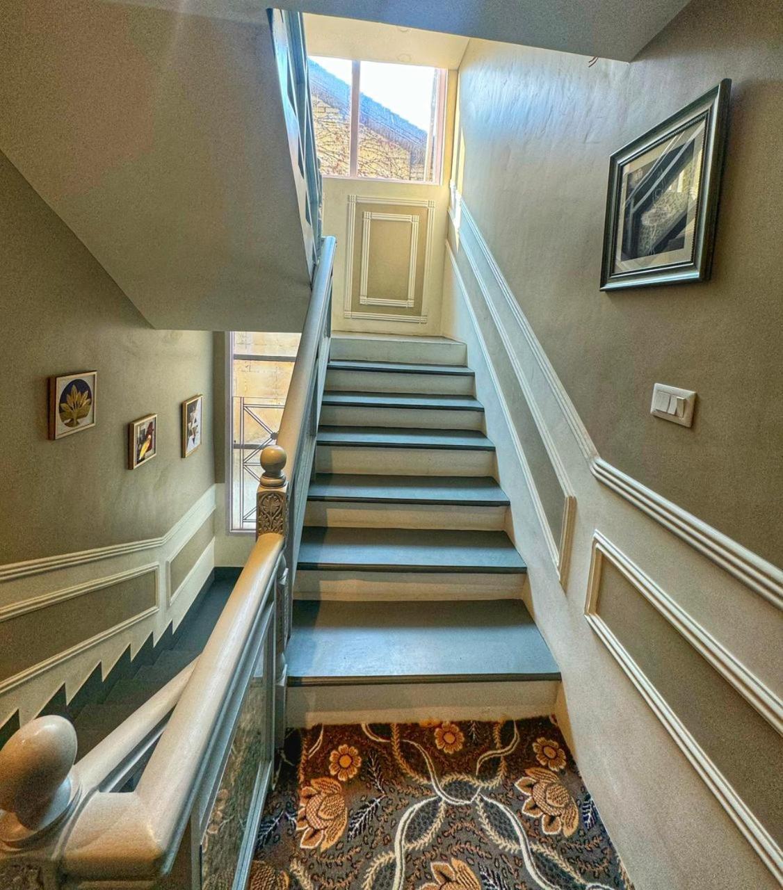 Srīnagar De Elaaf The Luxury Stay מראה חיצוני תמונה